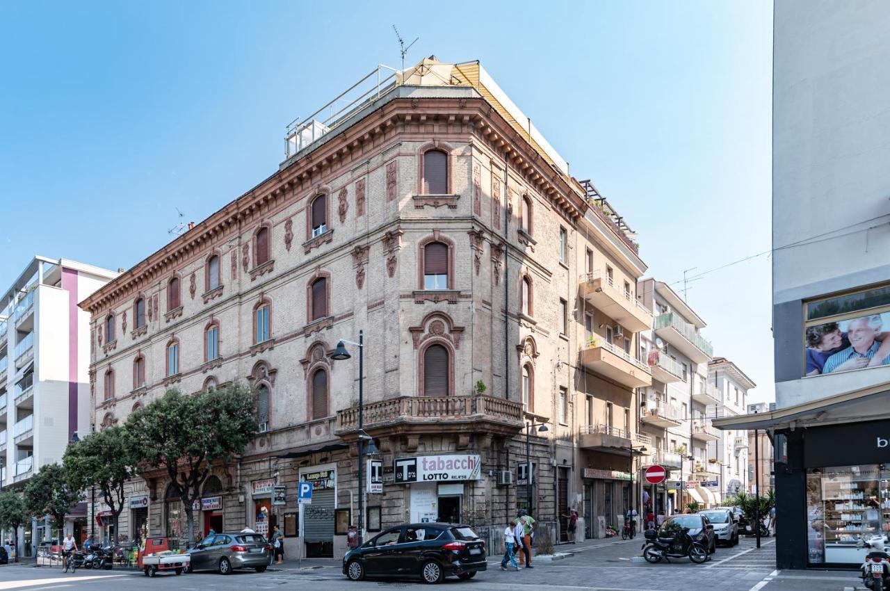 Central Station Terrace Apartment Near The Sea Pescara Dış mekan fotoğraf