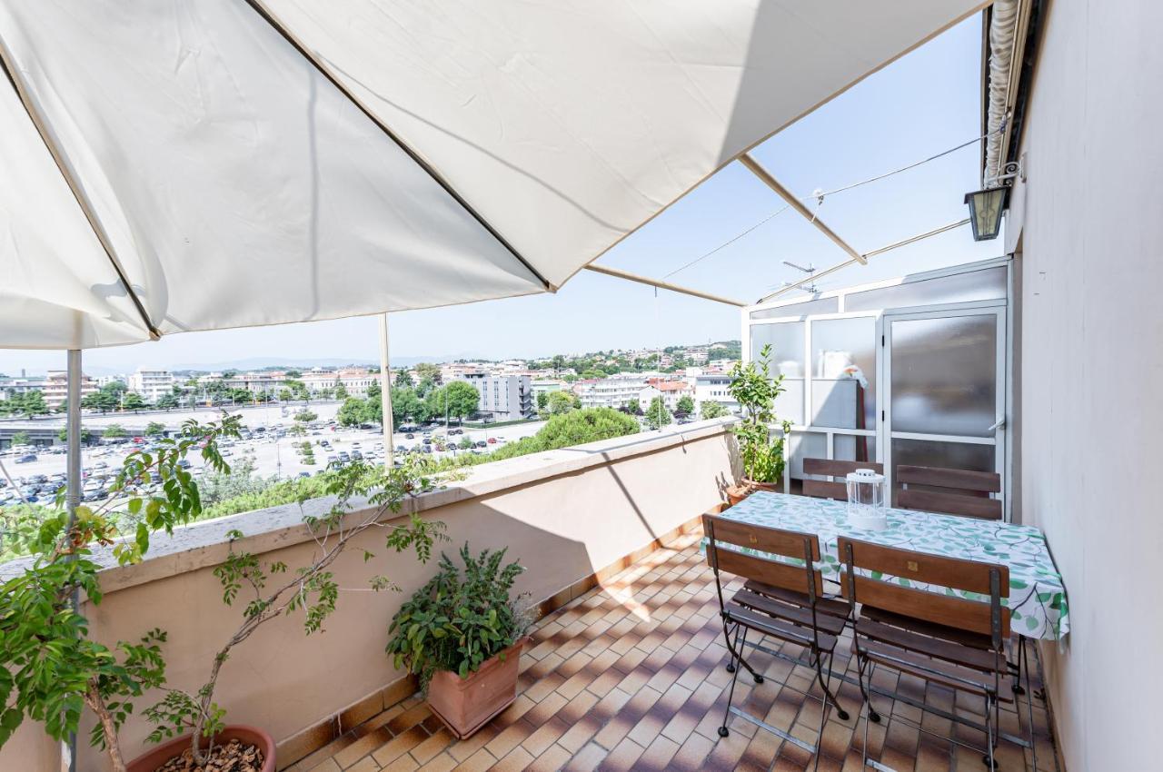 Central Station Terrace Apartment Near The Sea Pescara Dış mekan fotoğraf